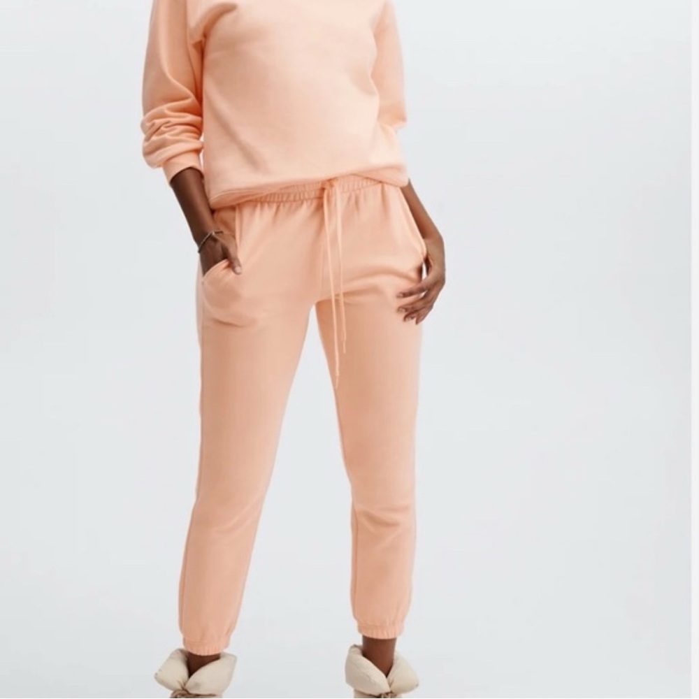 Fabletics Eco Go-To Classic Sweatpants Salmon Pink